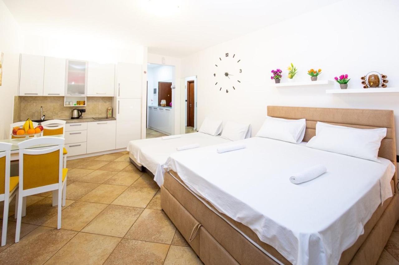 Apartment Studio Premier Rafajlovići Esterno foto