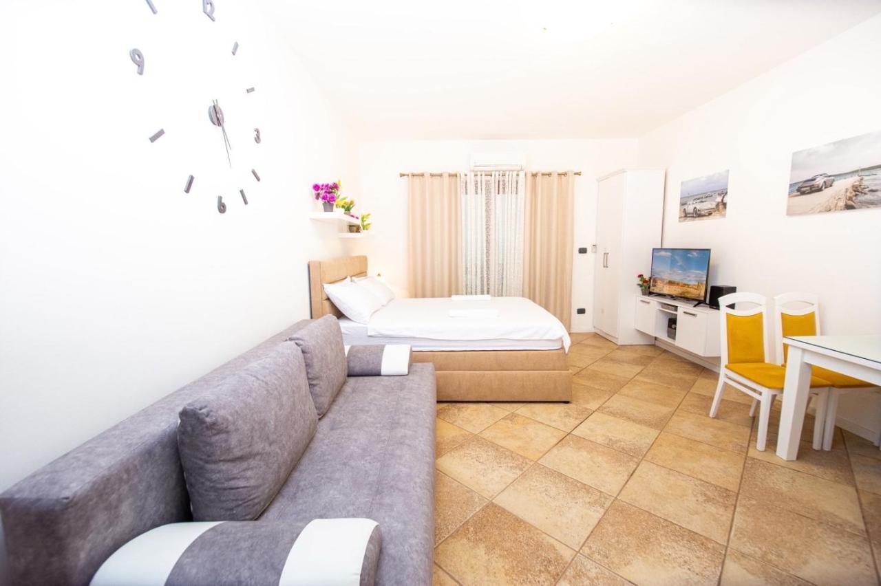 Apartment Studio Premier Rafajlovići Esterno foto