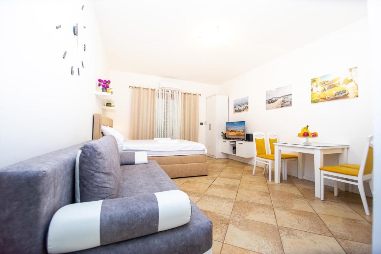 Apartment Studio Premier Rafajlovići Esterno foto