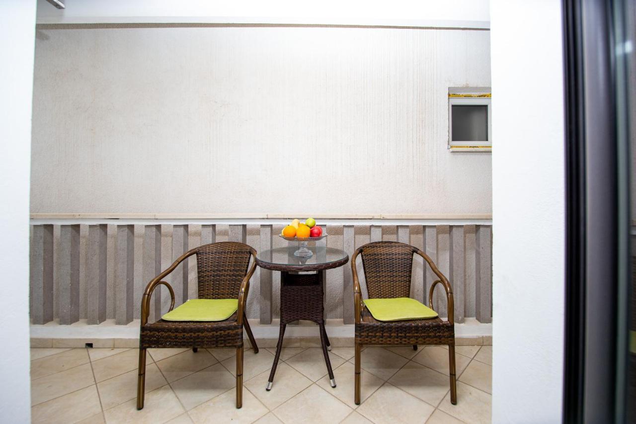 Apartment Studio Premier Rafajlovići Esterno foto