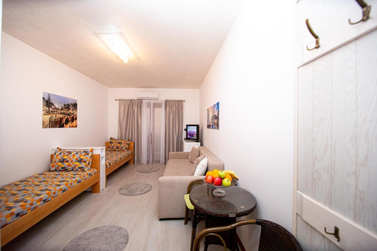 Apartment Studio Premier Rafajlovići Esterno foto